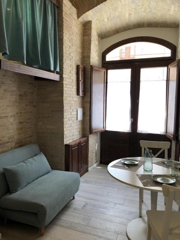 Apartamento Le Volte Nel Borgo Térmoli Exterior foto